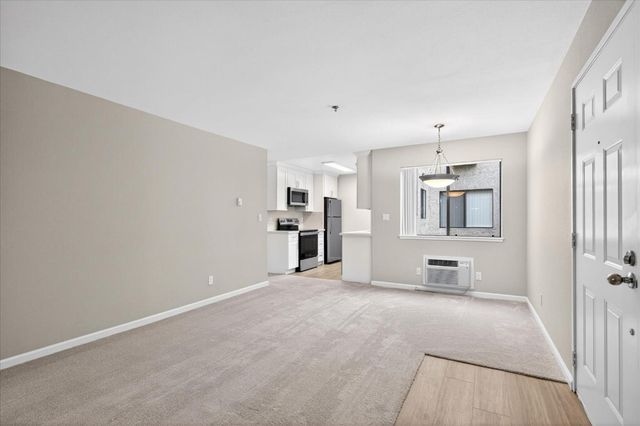 880 E Fremont Avenue 423, Sunnyvale, CA 94087
