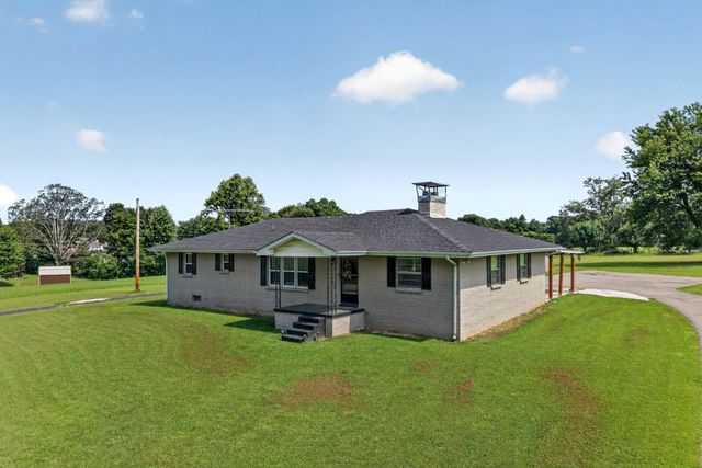 8997 Holmes Creek Rd, Smithville, TN 37166
