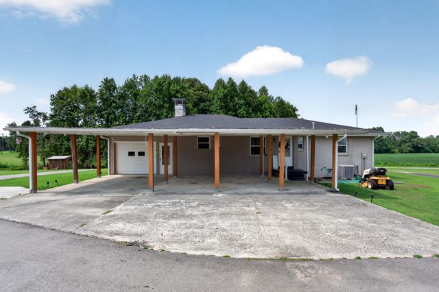 8997 Holmes Creek Rd, Smithville, TN 37166