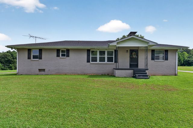 8997 Holmes Creek Rd, Smithville, TN 37166