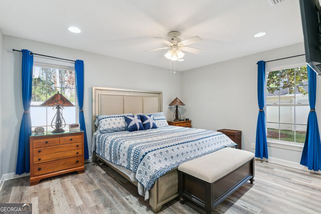 157 Country Walk Circle, Brunswick, GA 31525