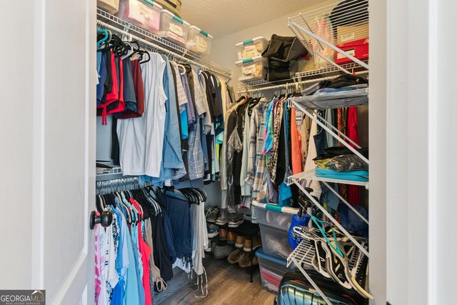 157 Country Walk Circle, Brunswick, GA 31525