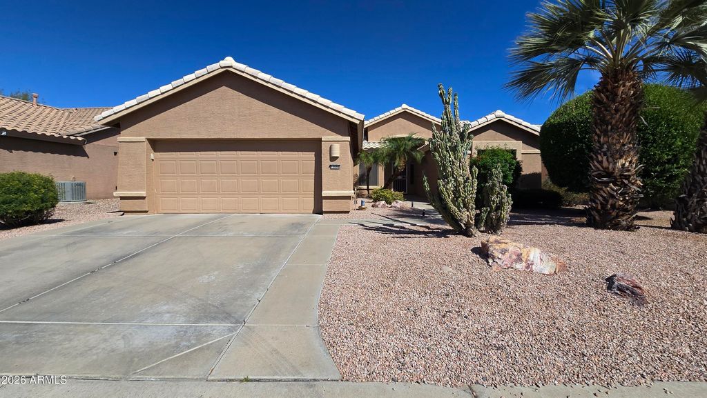 15690 W EARLL Drive, Goodyear, AZ 85395
