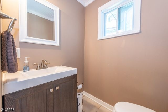 24 Simpson Ave, Parsippany-troy Hills Twp., NJ 07878