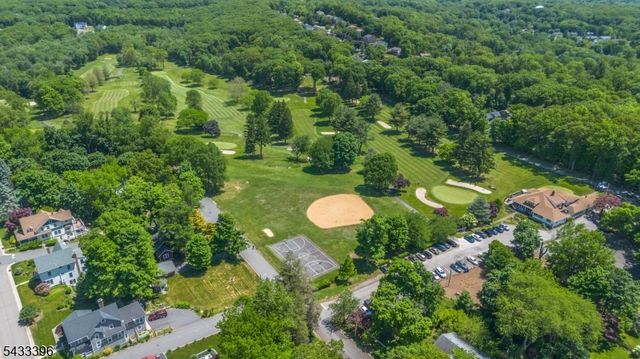 24 Simpson Ave, Parsippany-troy Hills Twp., NJ 07878