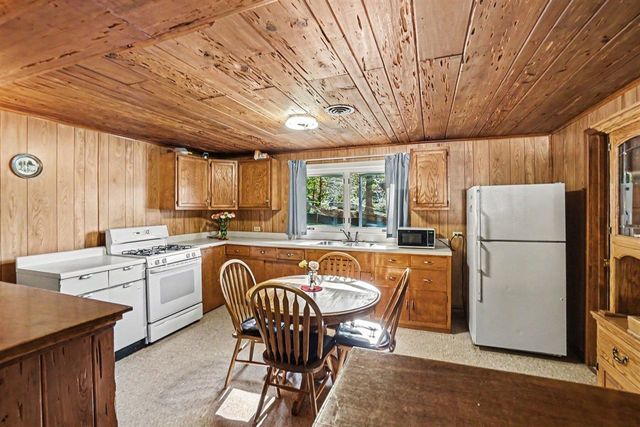 5207 E High Tower Lake Road, Hesperia, MI 49421