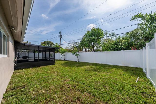4800 NE 4th Avenue, Fort Lauderdale, FL 33334