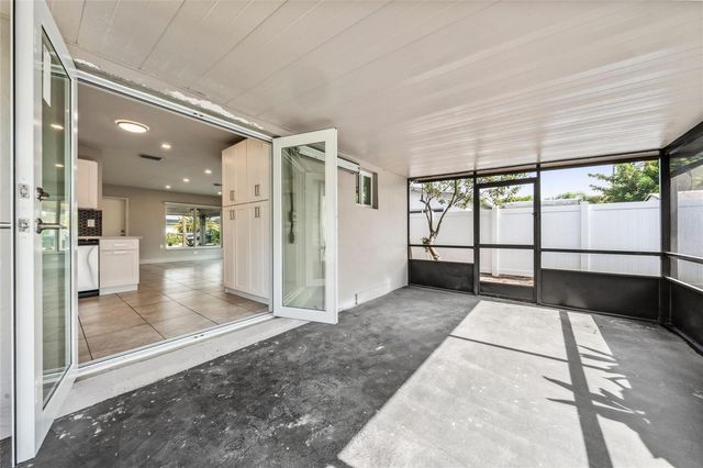 4800 NE 4th Avenue, Fort Lauderdale, FL 33334
