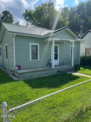 3902/3904 Flat Street, Big Stone Gap, VA 24219