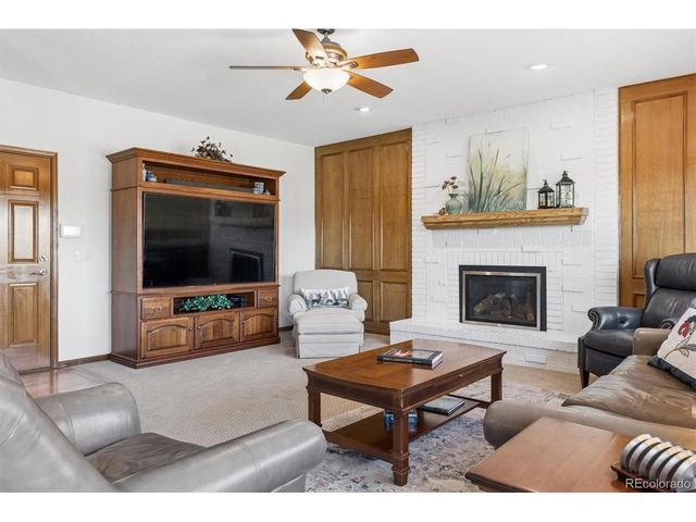 7001 S Chapparal Cir E, Centennial, CO 80016