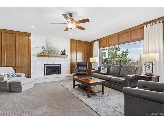 7001 S Chapparal Cir E, Centennial, CO 80016