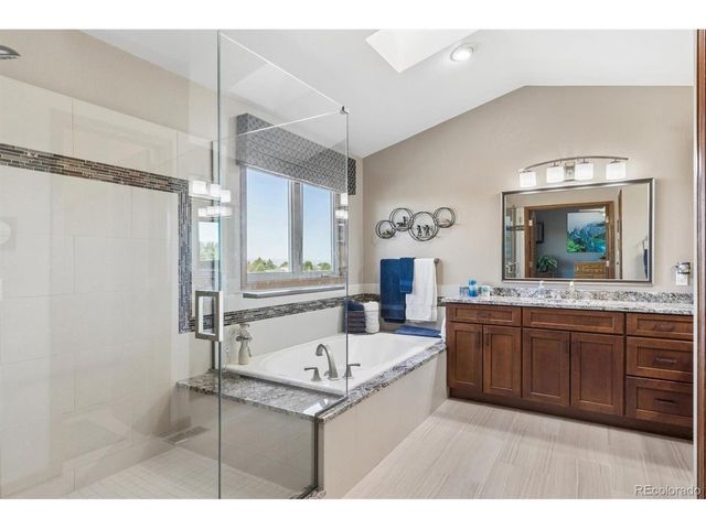 7001 S Chapparal Cir E, Centennial, CO 80016