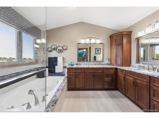 7001 S Chapparal Cir E, Centennial, CO 80016