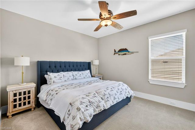 14832 Dockside LN, Naples, FL 34114