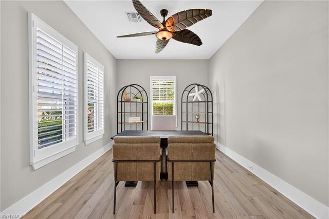 14832 Dockside LN, Naples, FL 34114