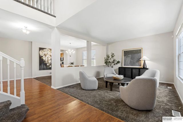 16147 U Circle, Omaha, NE 68135