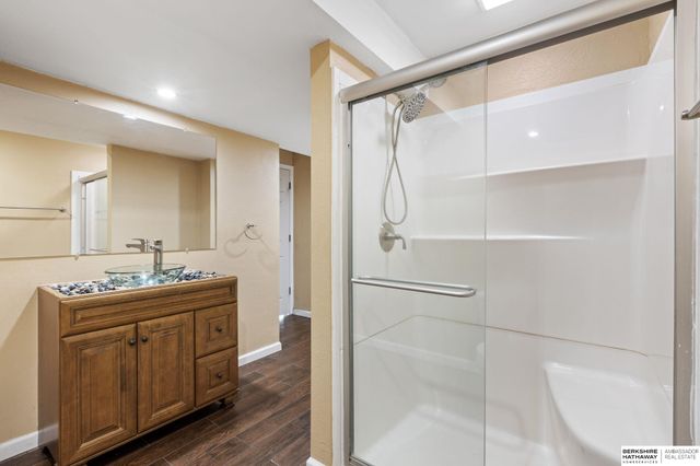 16147 U Circle, Omaha, NE 68135