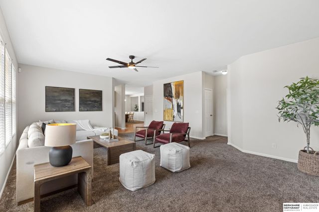 16147 U Circle, Omaha, NE 68135
