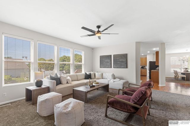 16147 U Circle, Omaha, NE 68135