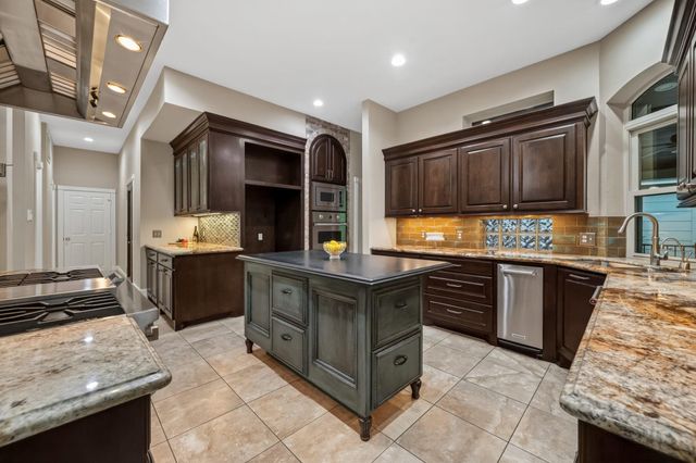 7807 Misty Cove Court, Humble, TX 77346