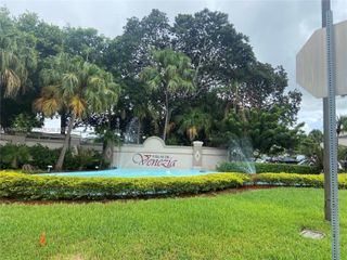 9998 NOB HILL PL 9998, Sunrise, FL 33351