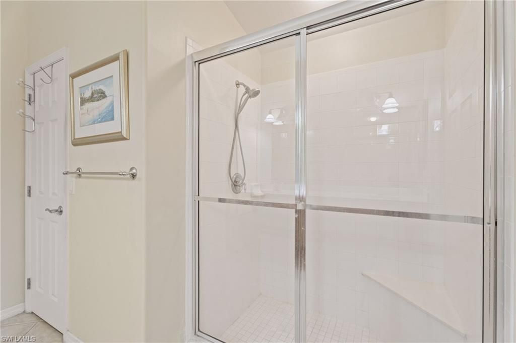Image 30 of property listing at 2506 Greendale PL, Cape Coral, FL 33991