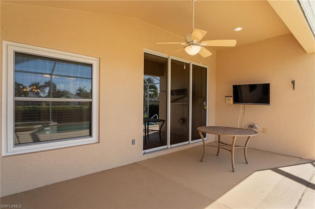 Image 33 of property listing at 2506 Greendale PL, Cape Coral, FL 33991