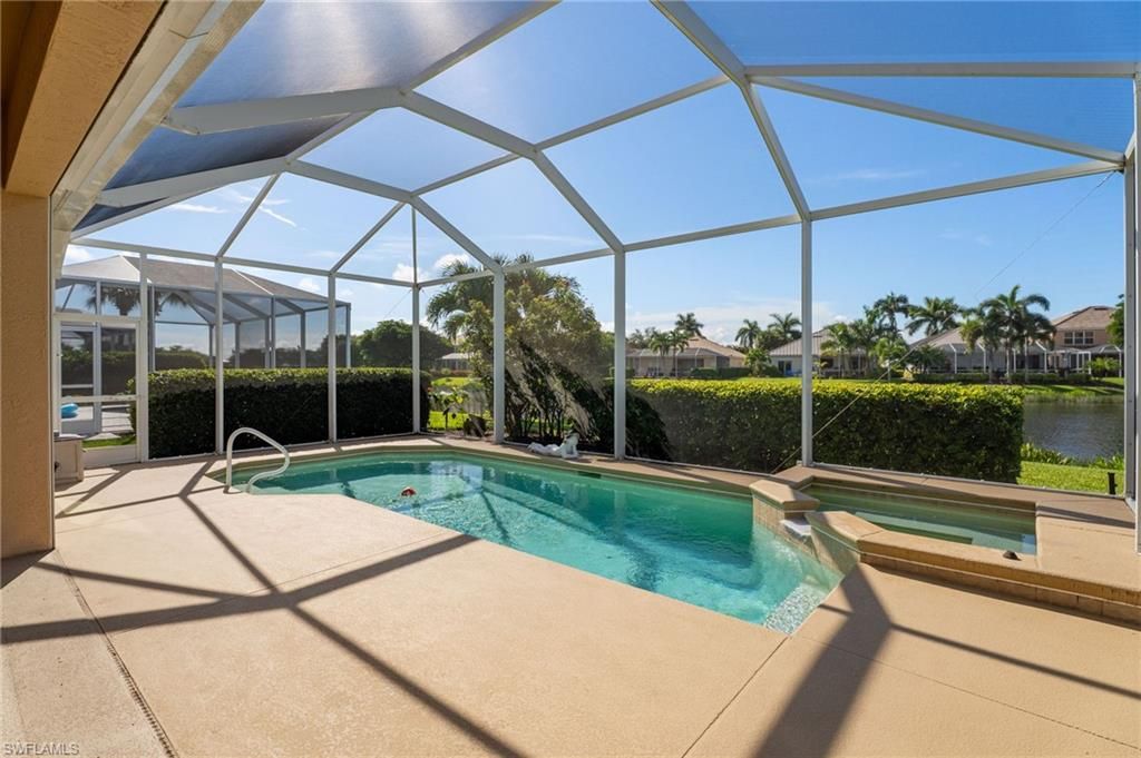 Image 35 of property listing at 2506 Greendale PL, Cape Coral, FL 33991