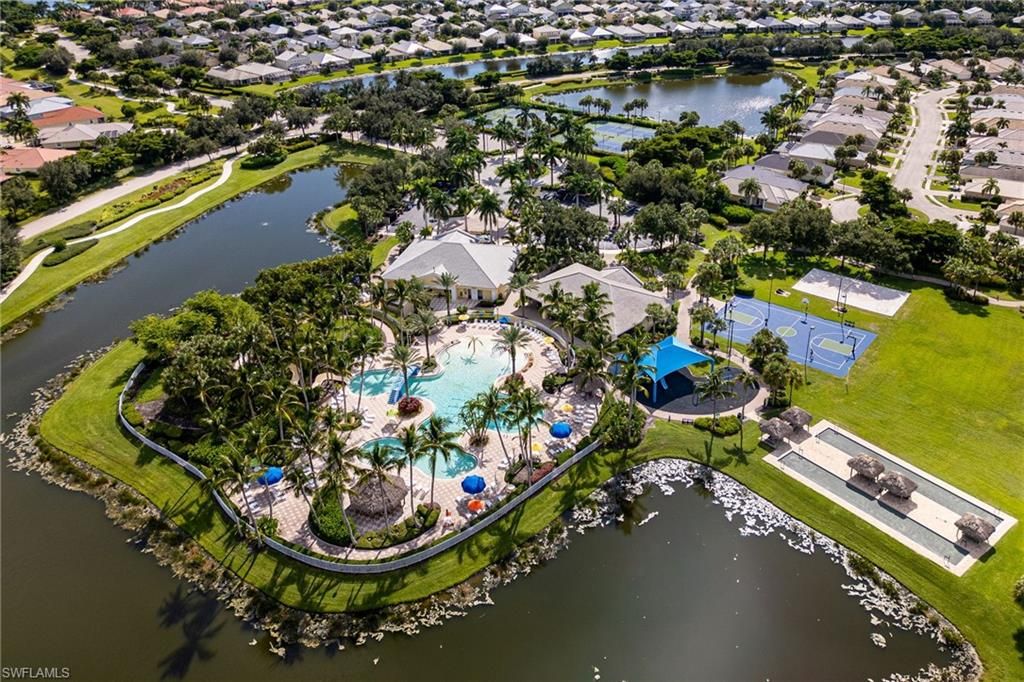 Image 39 of property listing at 2506 Greendale PL, Cape Coral, FL 33991