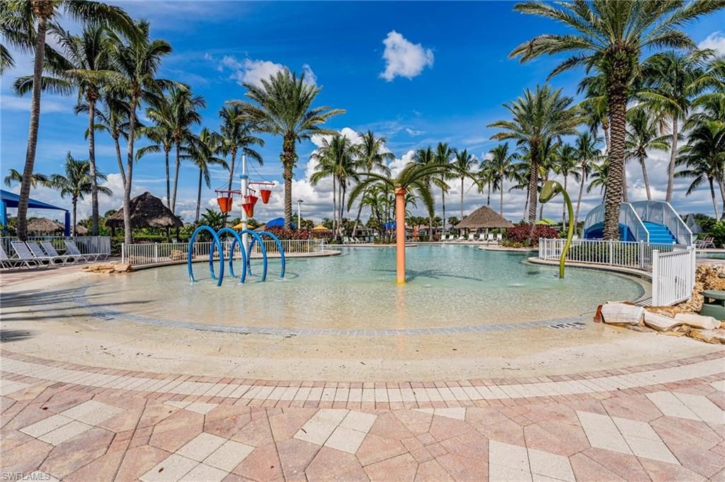 Image 43 of property listing at 2506 Greendale PL, Cape Coral, FL 33991