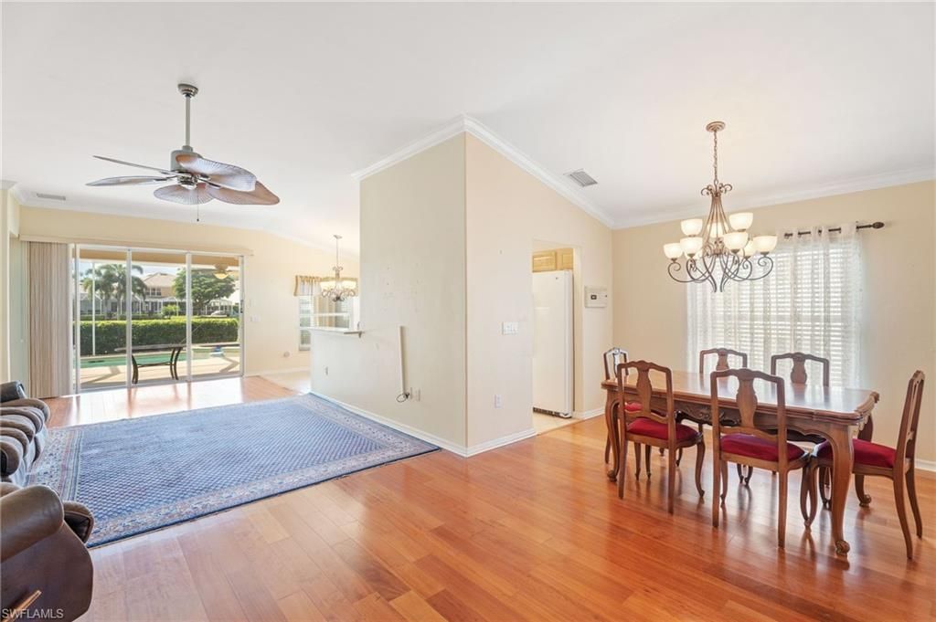 Image 6 of property listing at 2506 Greendale PL, Cape Coral, FL 33991