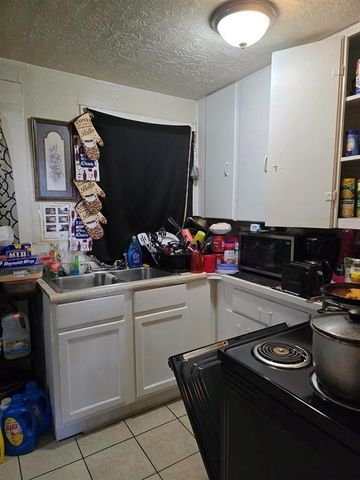 899 Cartwright Street, Beaumont, TX 77701