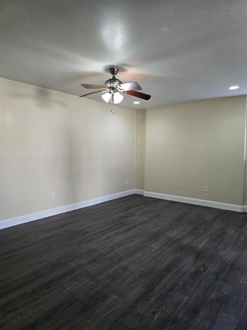 899 Cartwright Street, Beaumont, TX 77701