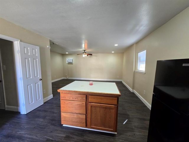 899 Cartwright Street, Beaumont, TX 77701