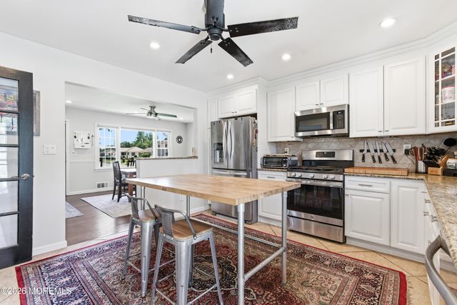 18 Maurice Avenue, Holmdel, NJ 07733