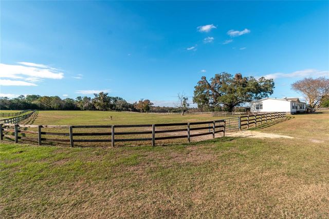 5100 W HWY 329, Reddick, FL 32686