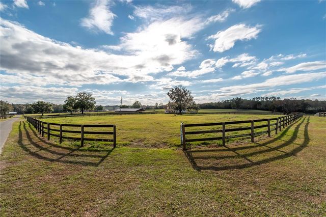 5100 W HWY 329, Reddick, FL 32686