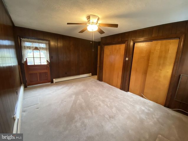 7816 DERWOOD ST, Rockville, MD 20855