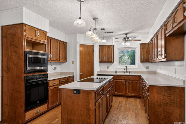 13703 Hunters Hawk, San Antonio, TX 78230