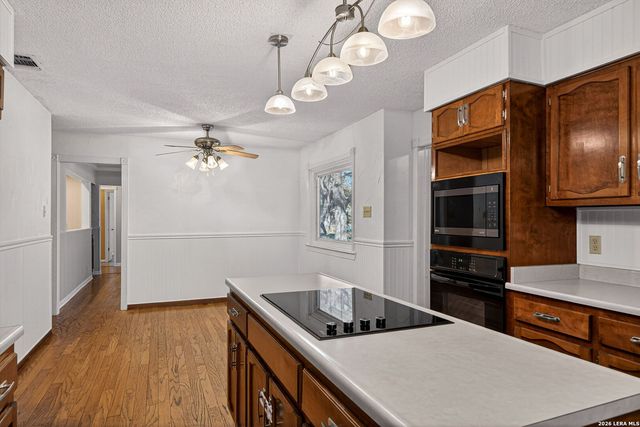 13703 Hunters Hawk, San Antonio, TX 78230