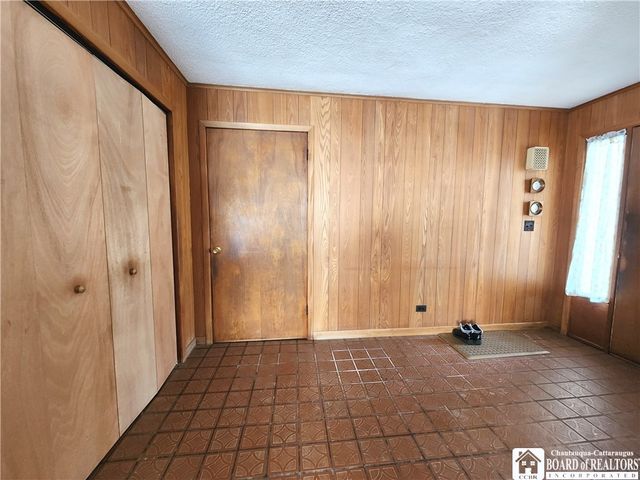 8 Lafayette Avenue, Dunkirk, NY 14048