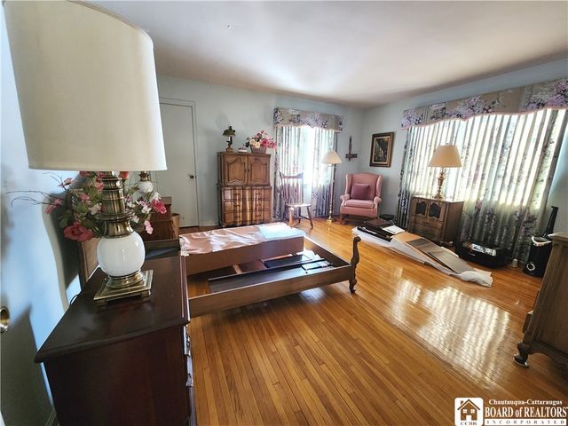 8 Lafayette Avenue, Dunkirk, NY 14048