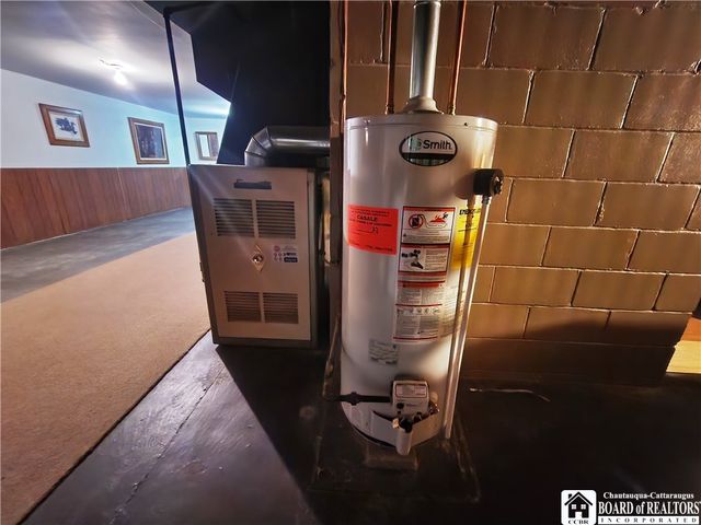 8 Lafayette Avenue, Dunkirk, NY 14048