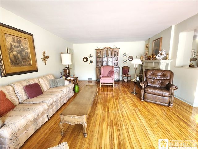 8 Lafayette Avenue, Dunkirk, NY 14048