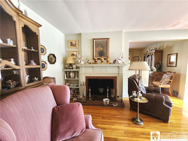 8 Lafayette Avenue, Dunkirk, NY 14048