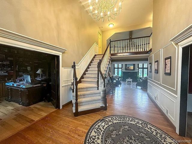 54888 Ridgeview Drive, Shelby Twp, MI 48316