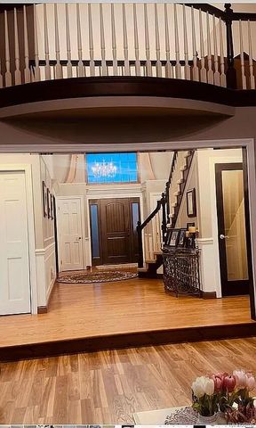 54888 Ridgeview Drive, Shelby Twp, MI 48316