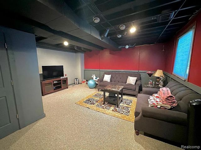 54888 Ridgeview Drive, Shelby Twp, MI 48316