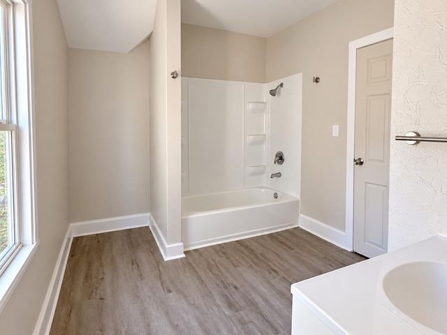 3001 Sheridan Avenue N, Minneapolis, MN 55411