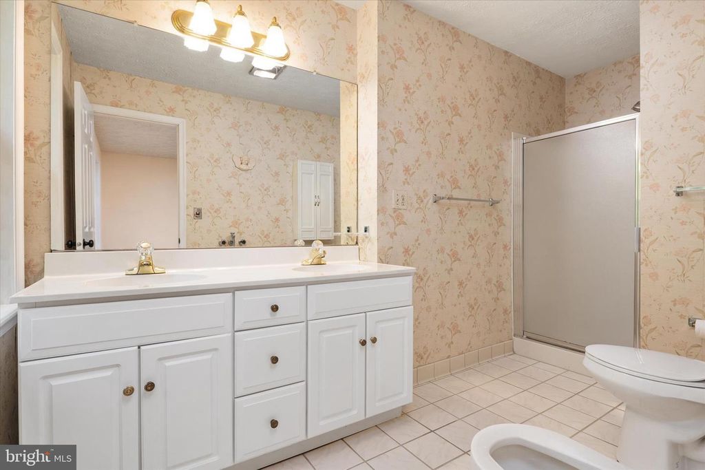 Image 21 of property listing at 1647 HOMEWOOD RD, Annapolis, MD 21409